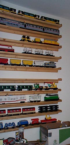 trainshelves3.jpg
