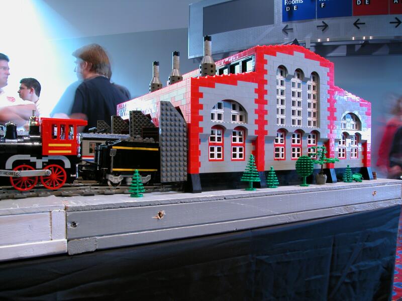 yard-engine_house.jpg