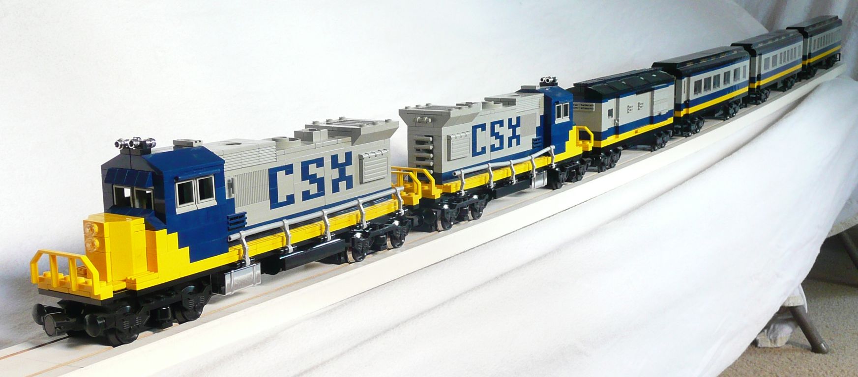 csx_iso_train.jpg