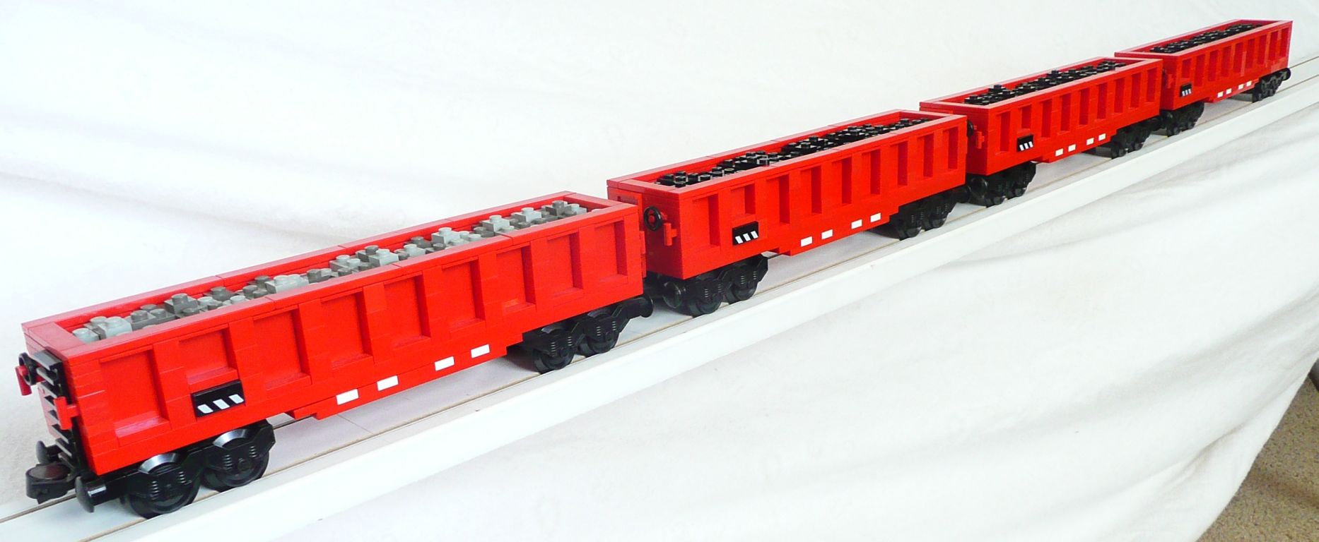 gondola_iso_red_x4.jpg