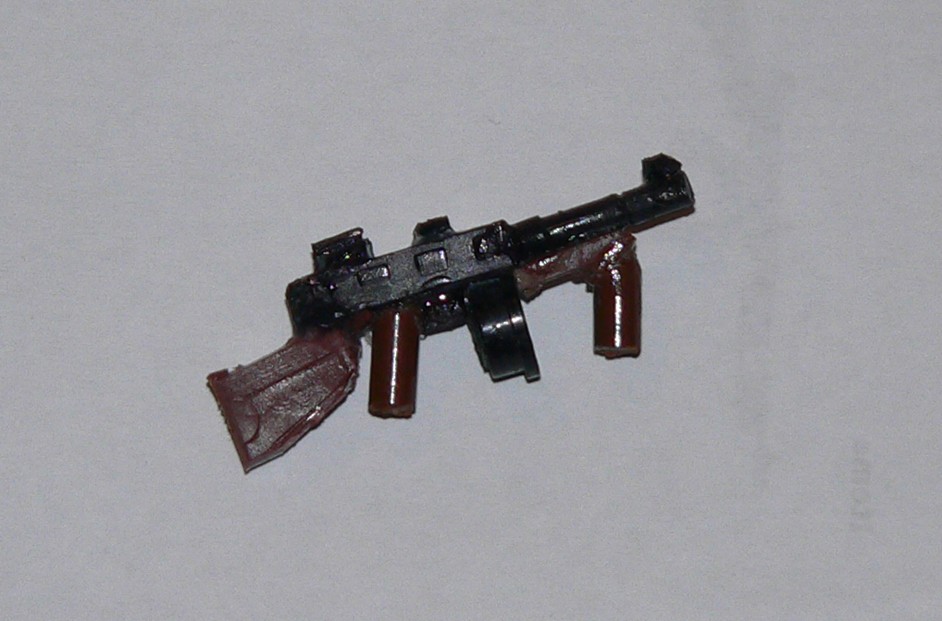 lego_pics_sig_fig_tommygun_014_resized_small.jpg