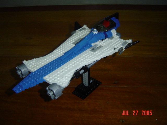 ucs_jedi_starfighter_001.jpg