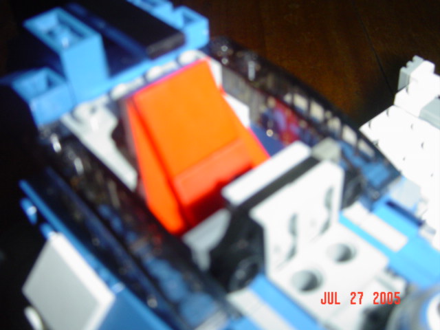 ucs_jedi_starfighter_009.jpg