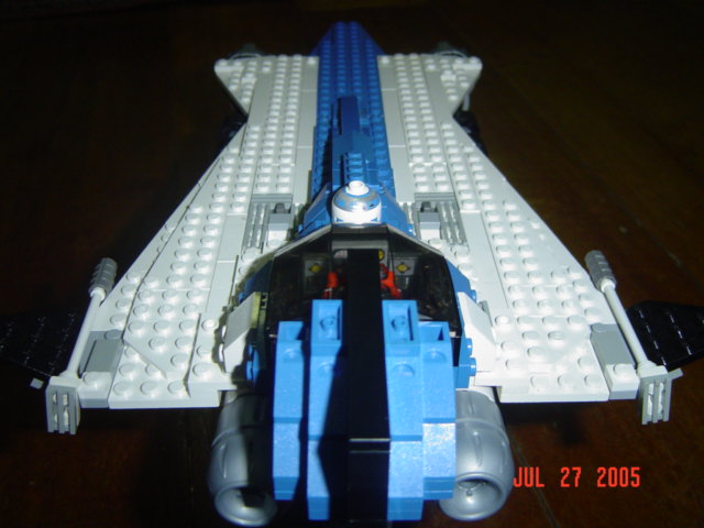 ucs_jedi_starfighter_010.jpg