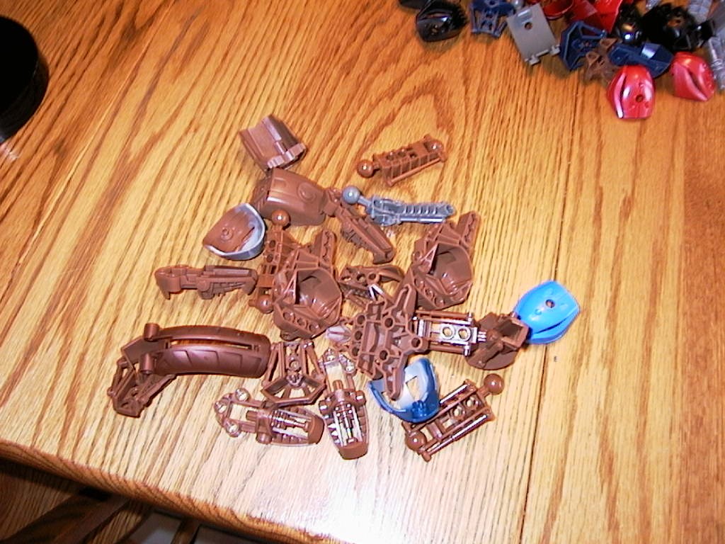 pieces-4.jpg