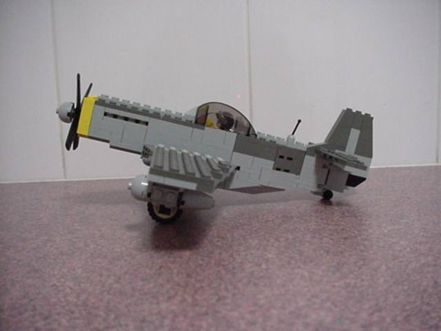 p51d-004.jpg