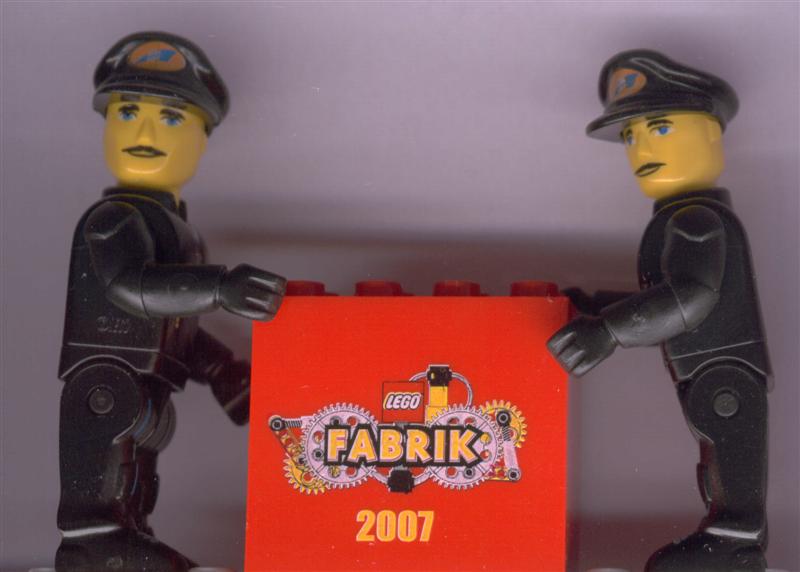 lego-factory_2007.jpg