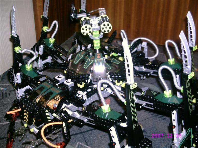 striking_arachnoid_10.jpg