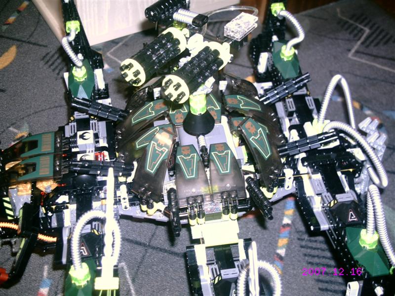 striking_arachnoid_13.jpg