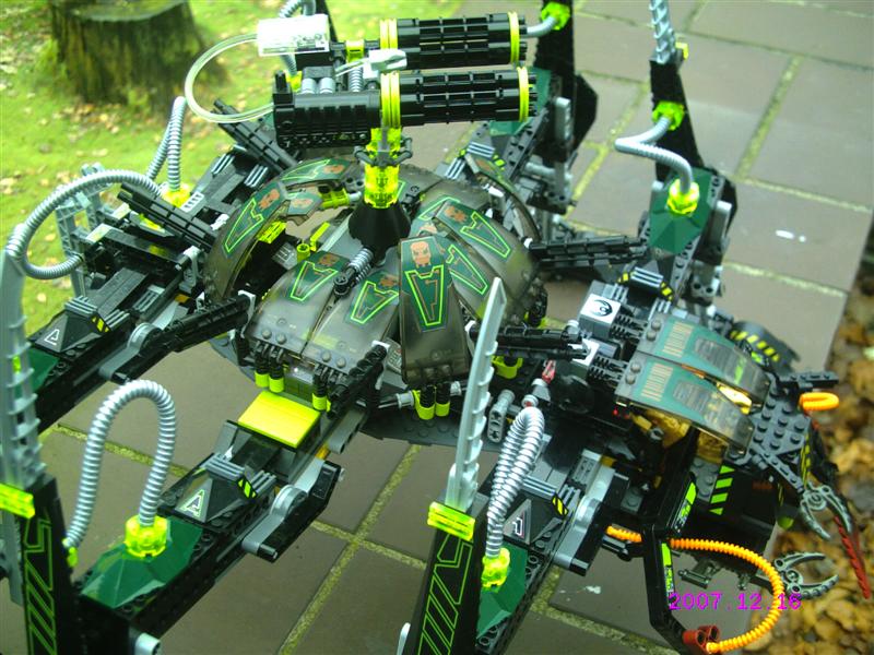 striking_arachnoid_23.jpg