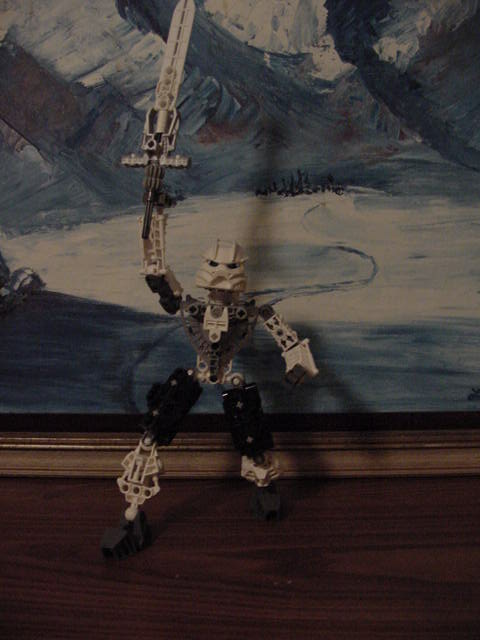 talu_with_sword.jpg