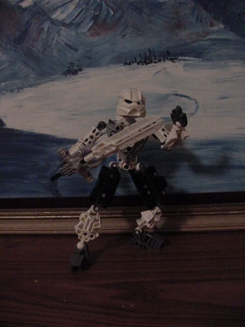 talu_with_sword2.jpg