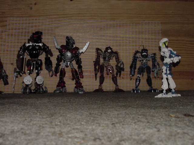 dark_hunter_line_up.jpg