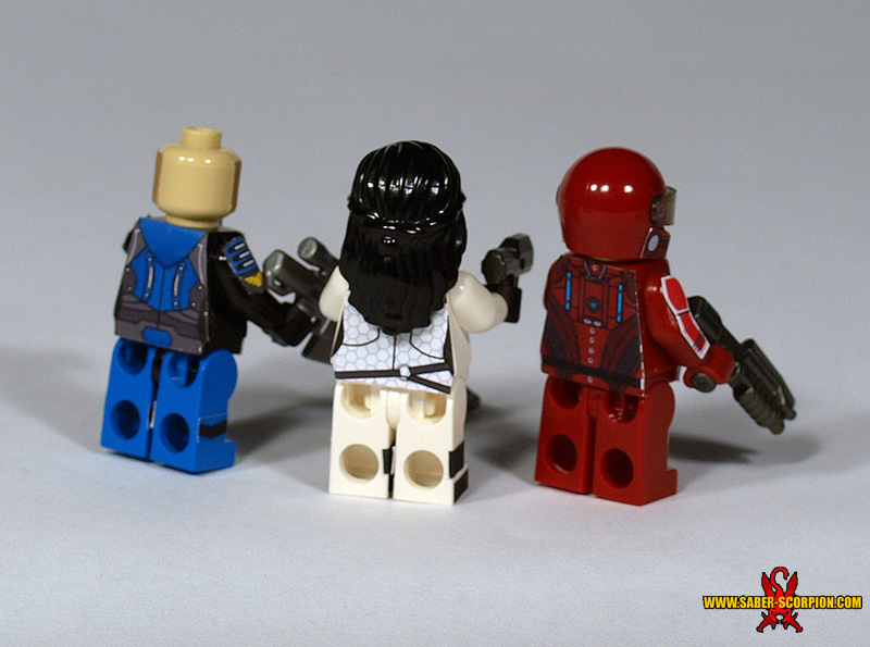 mass_effect_2_lego_garrus_miranda_shepard.jpg