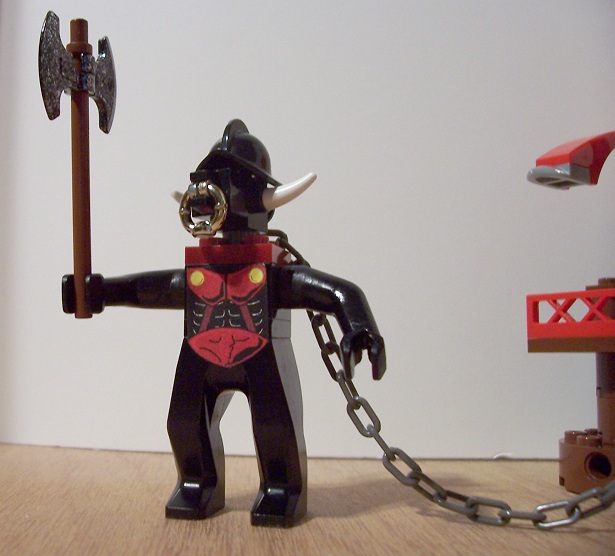 gladiator_vs_minotaur_07.jpg