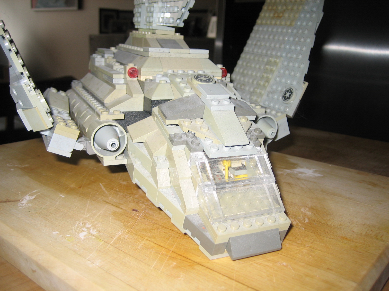 lego_tiberion_and_falcon_destruction_006.jpg