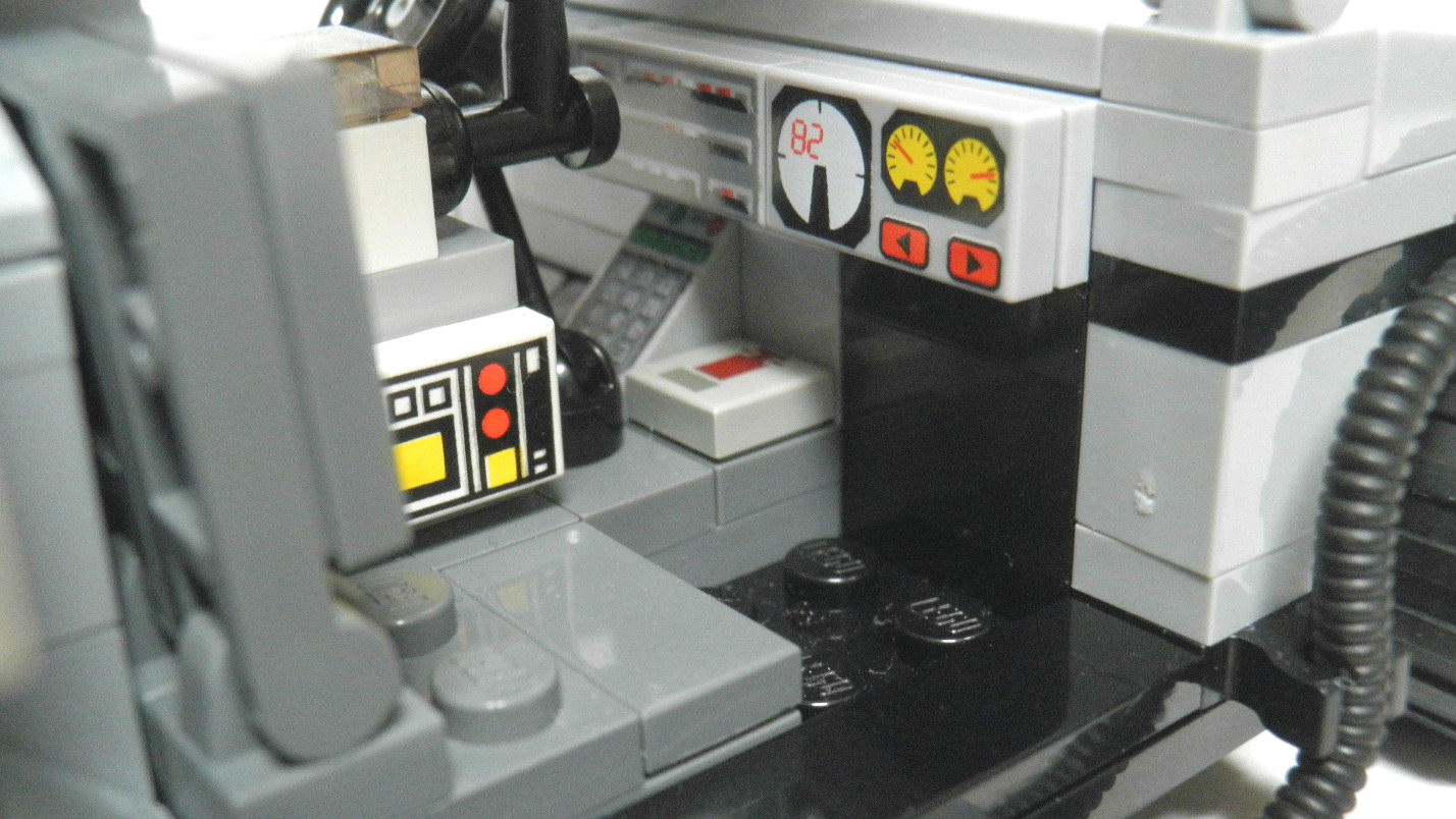 de_lorean_dmc-12_01.jpg