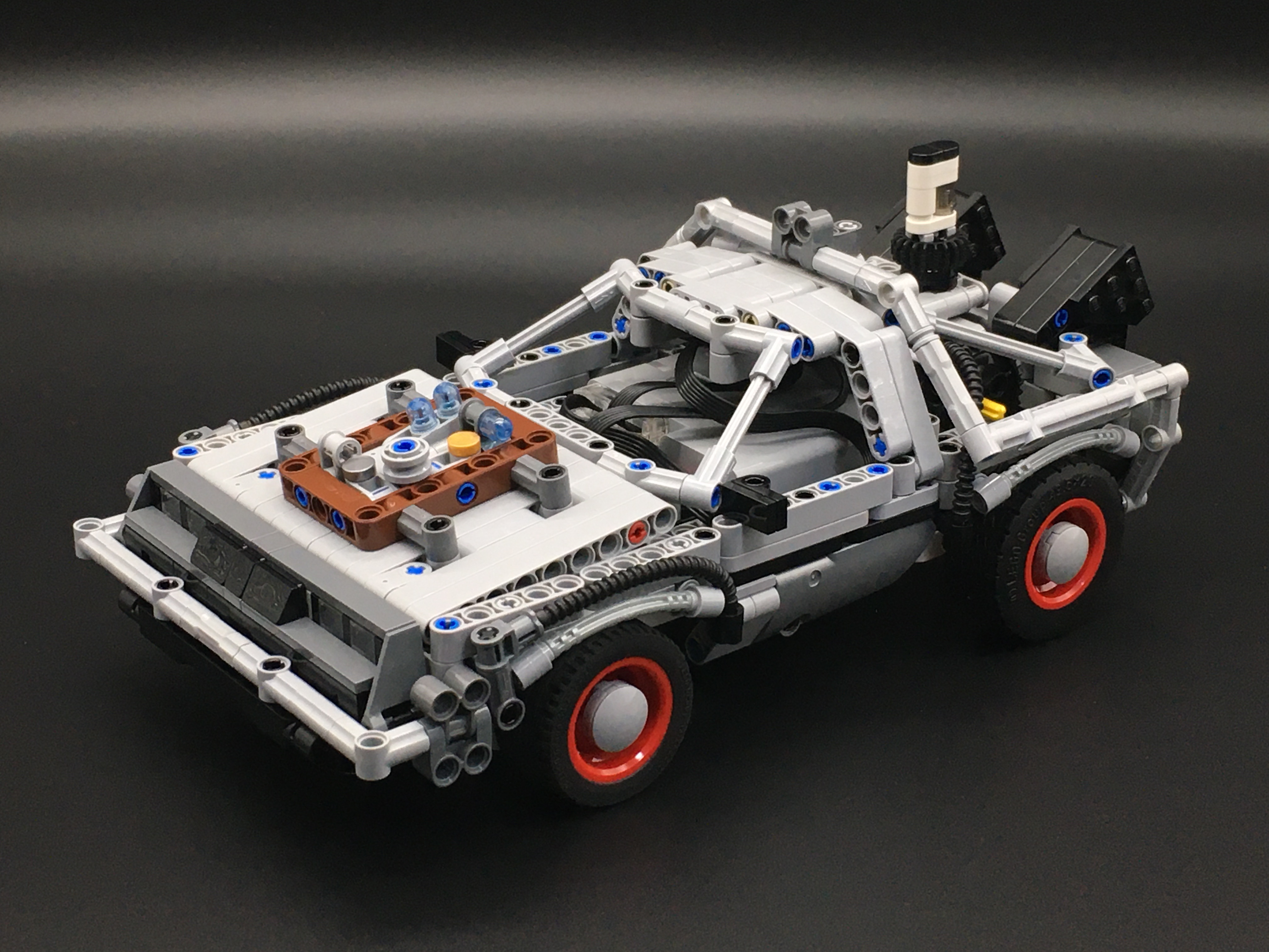 delorean3.jpg