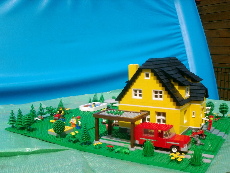 legohaus012.jpg