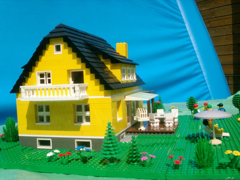 legohaus024.jpg