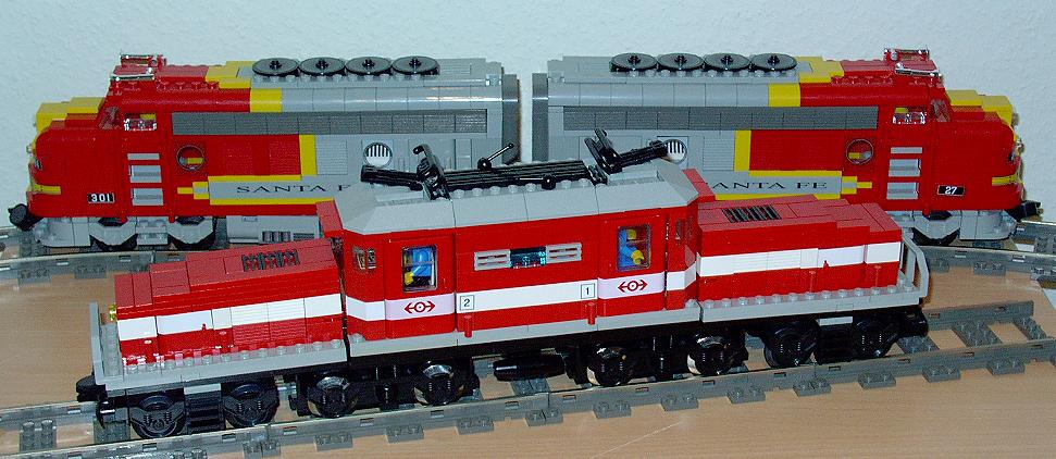 kroko-v2-02-with-santa-fe.jpg