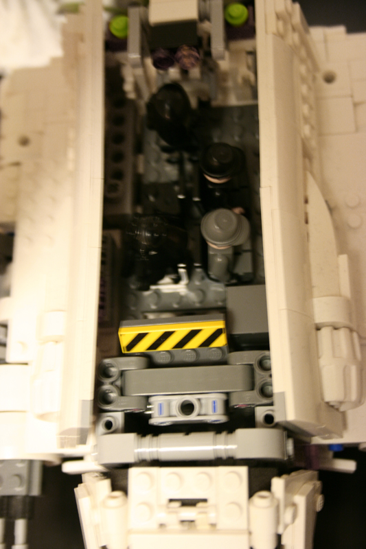 imperial_shuttle_interior_2_small.jpg