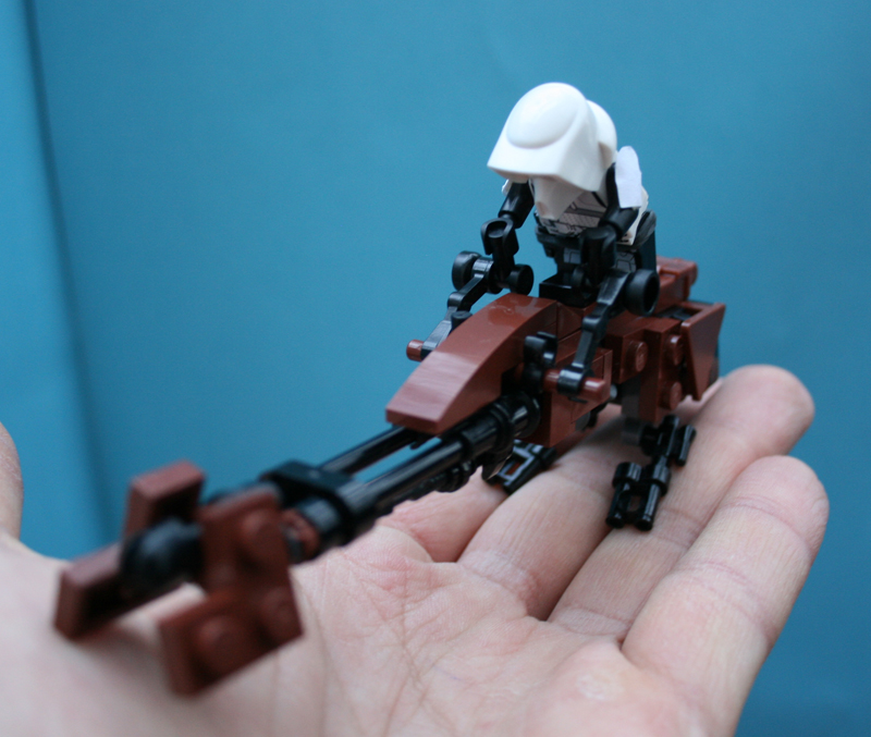 scout_trooper_and_speeder_bike_small_5.jpg