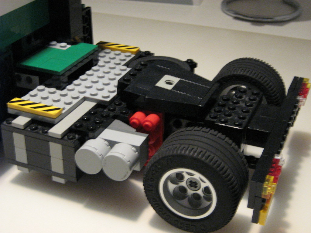 lego_truck_daf_65cf_025.jpg