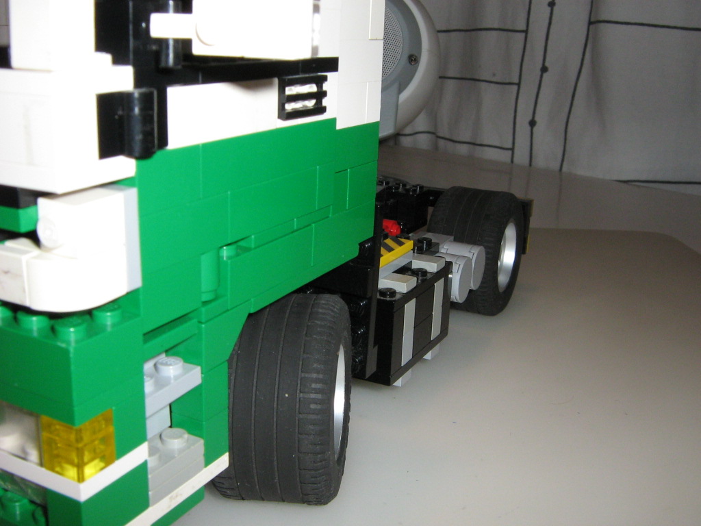 lego_truck_daf_65cf_035.jpg