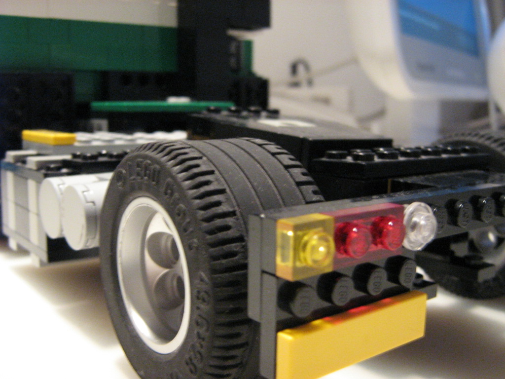 lego_truck_daf_65cf_056.jpg
