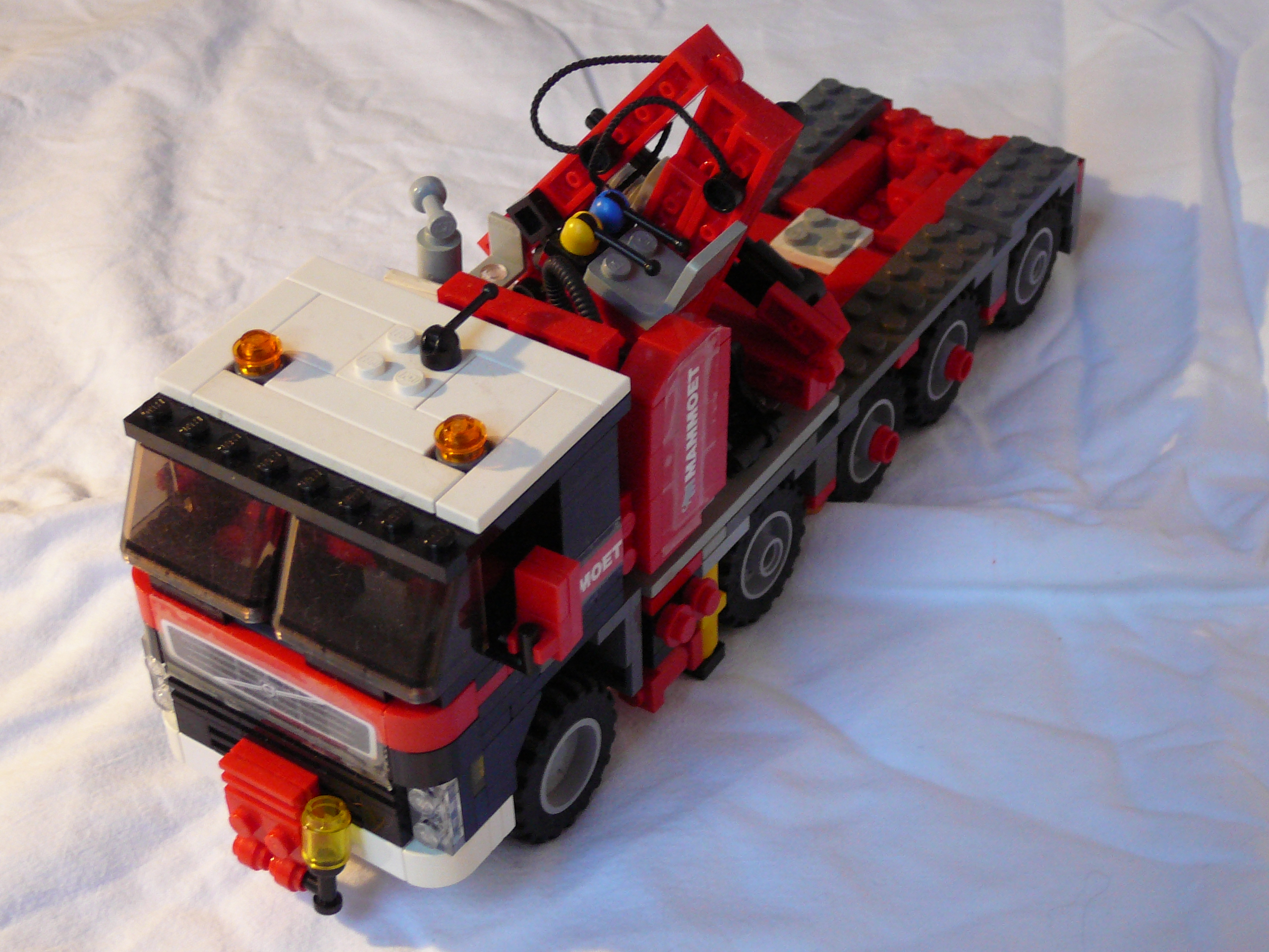 mocs_030.jpg