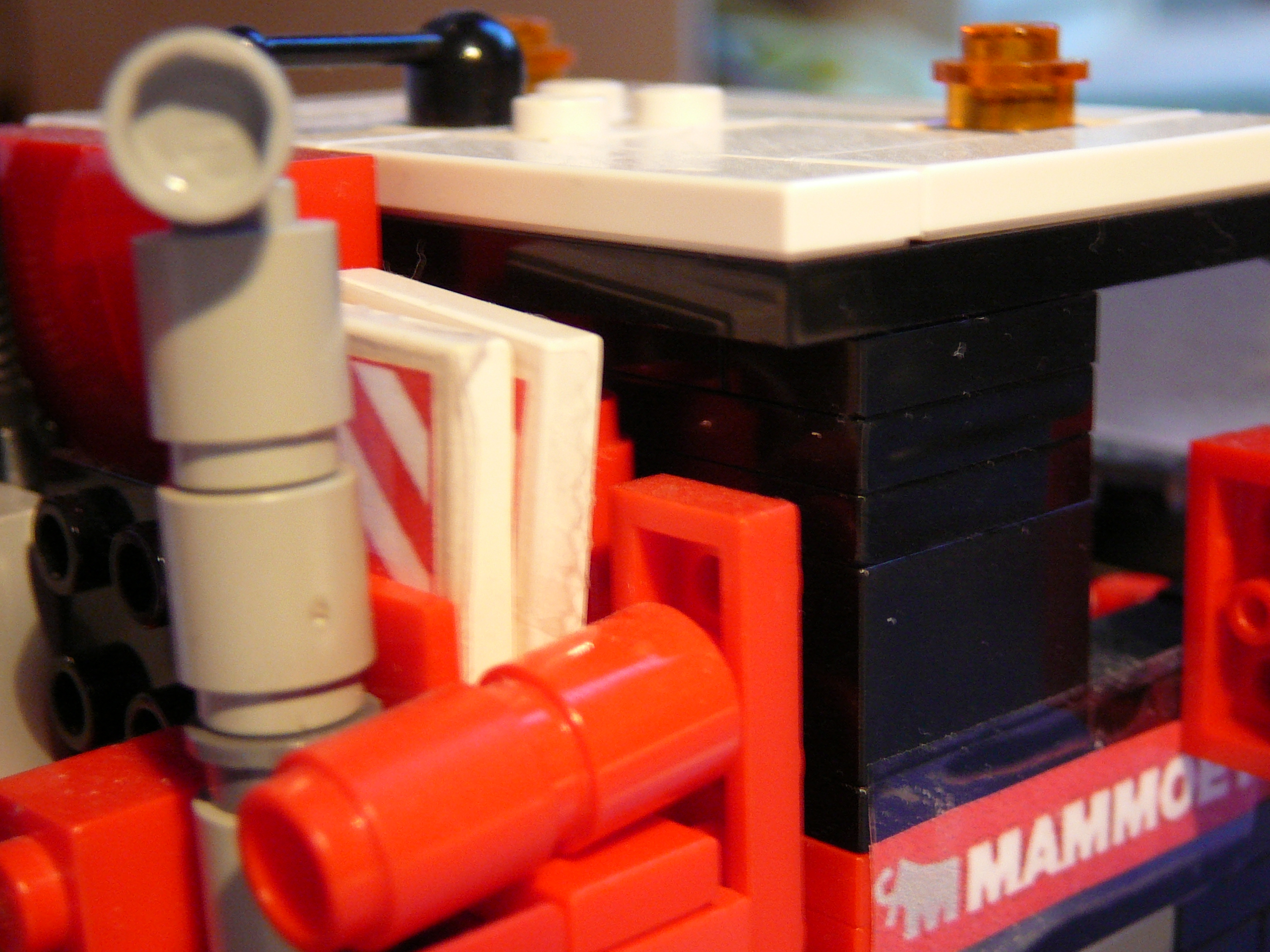 mocs_049.jpg