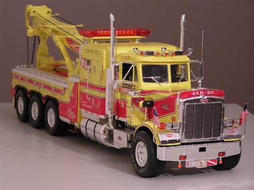 peterbilt-379-wrecker-revell.jpg