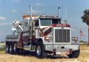 peterbilt-379-wrecker-revelll.jpg