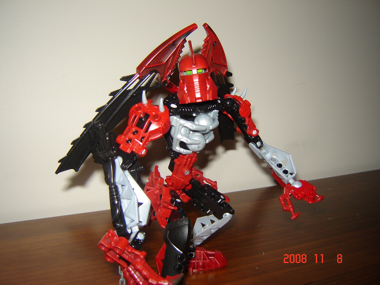 otherotherbionicle_stuff_001.jpg
