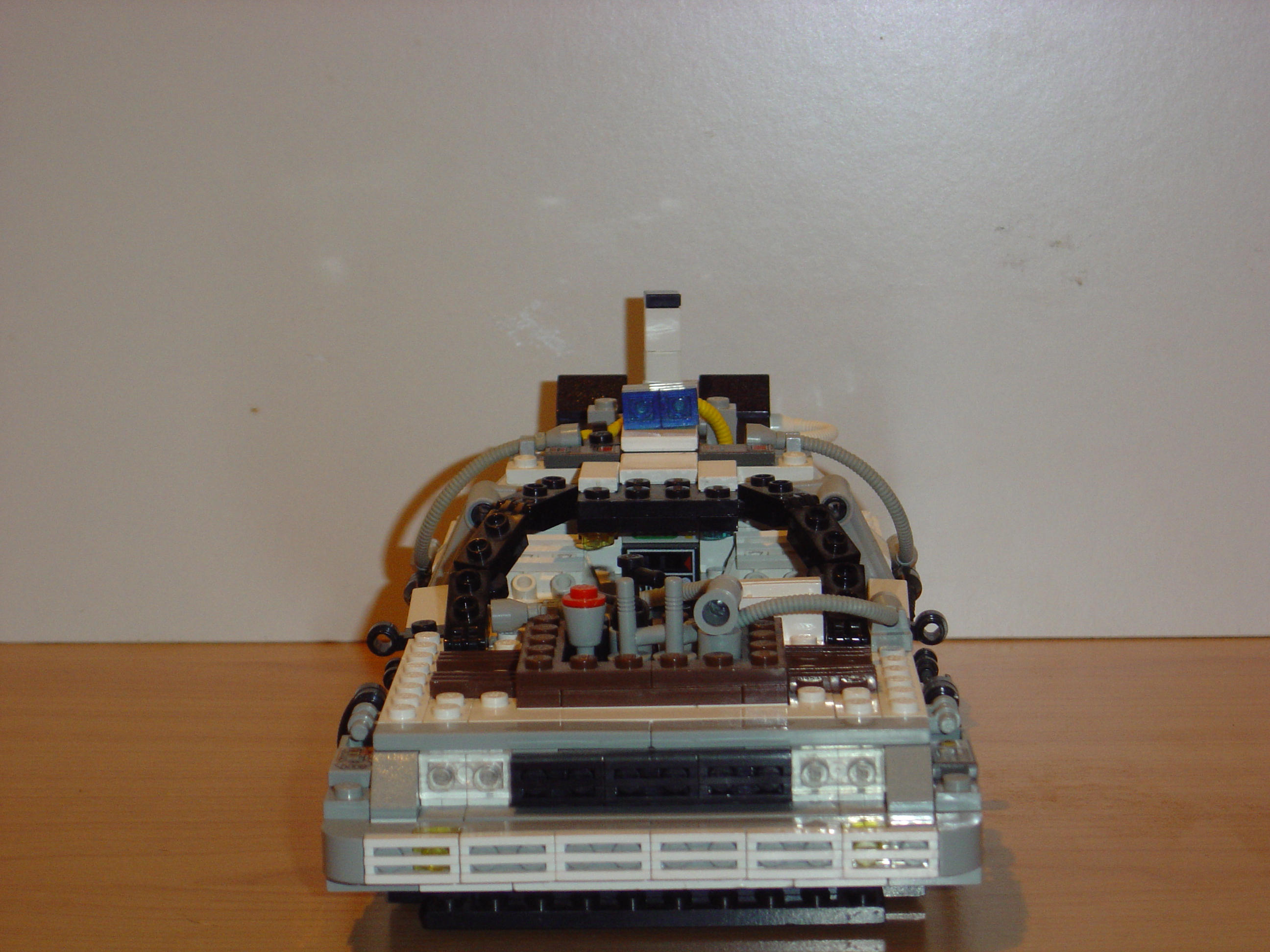 delorean2.jpg