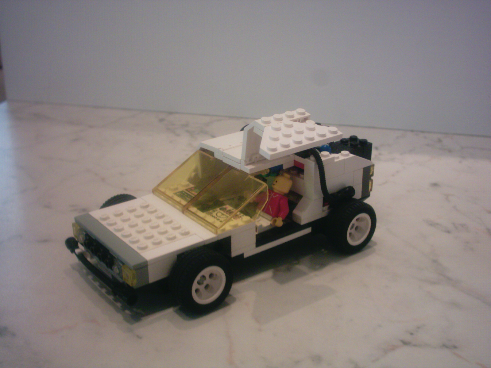 bttfdelorean3.jpg