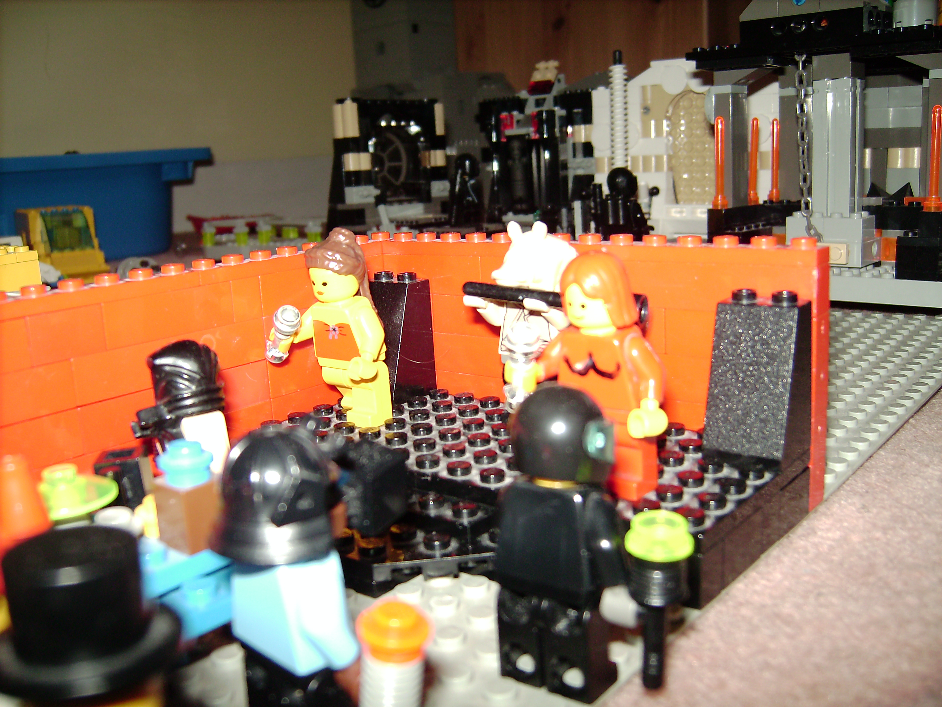 inside_the_cantina_2.jpg