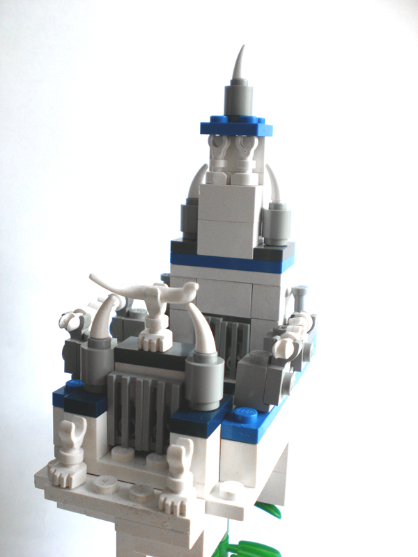beanstalkcastle2.jpg