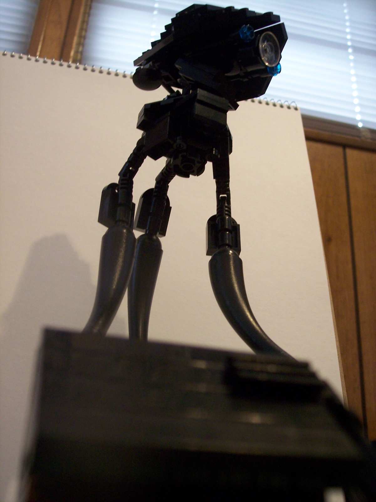 tripod-1.jpg