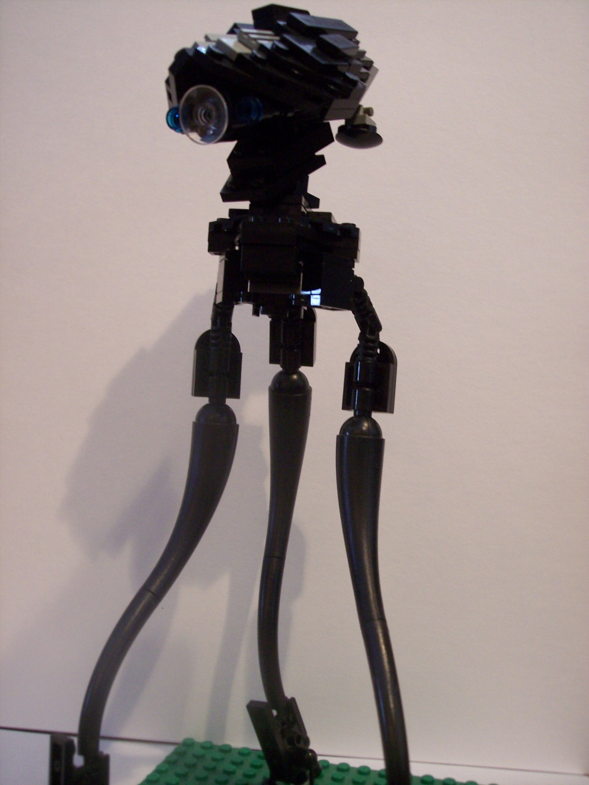 tripod-2.jpg