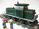 dark_green_diesel_shunter_2.jpg