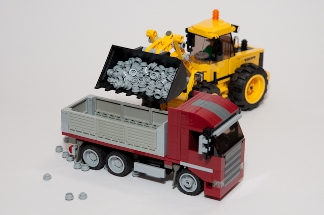 2_volvo_front-end_loader.jpg