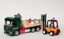 mercedes_and_fork_lift.jpg