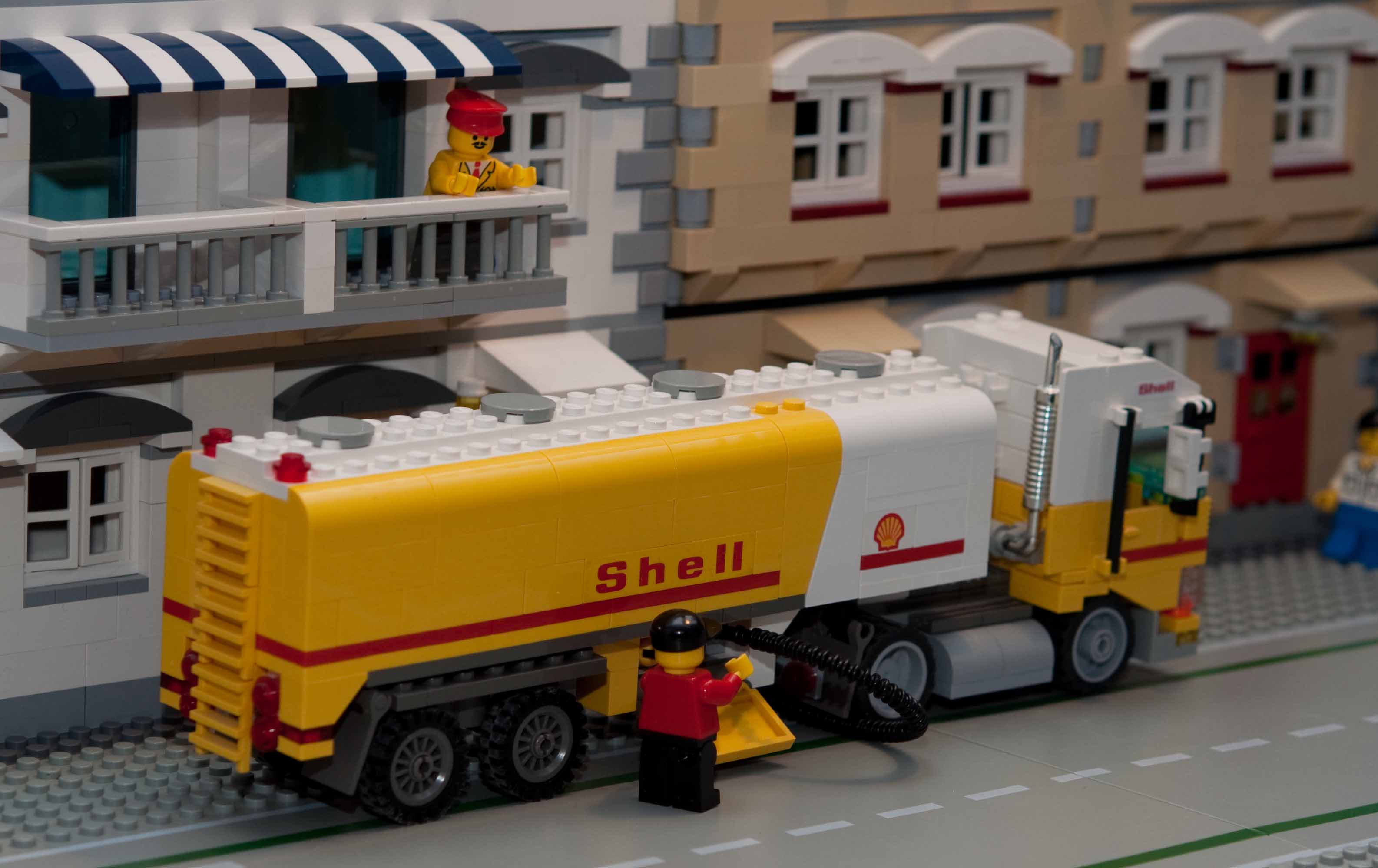 1_shell_truck.jpg
