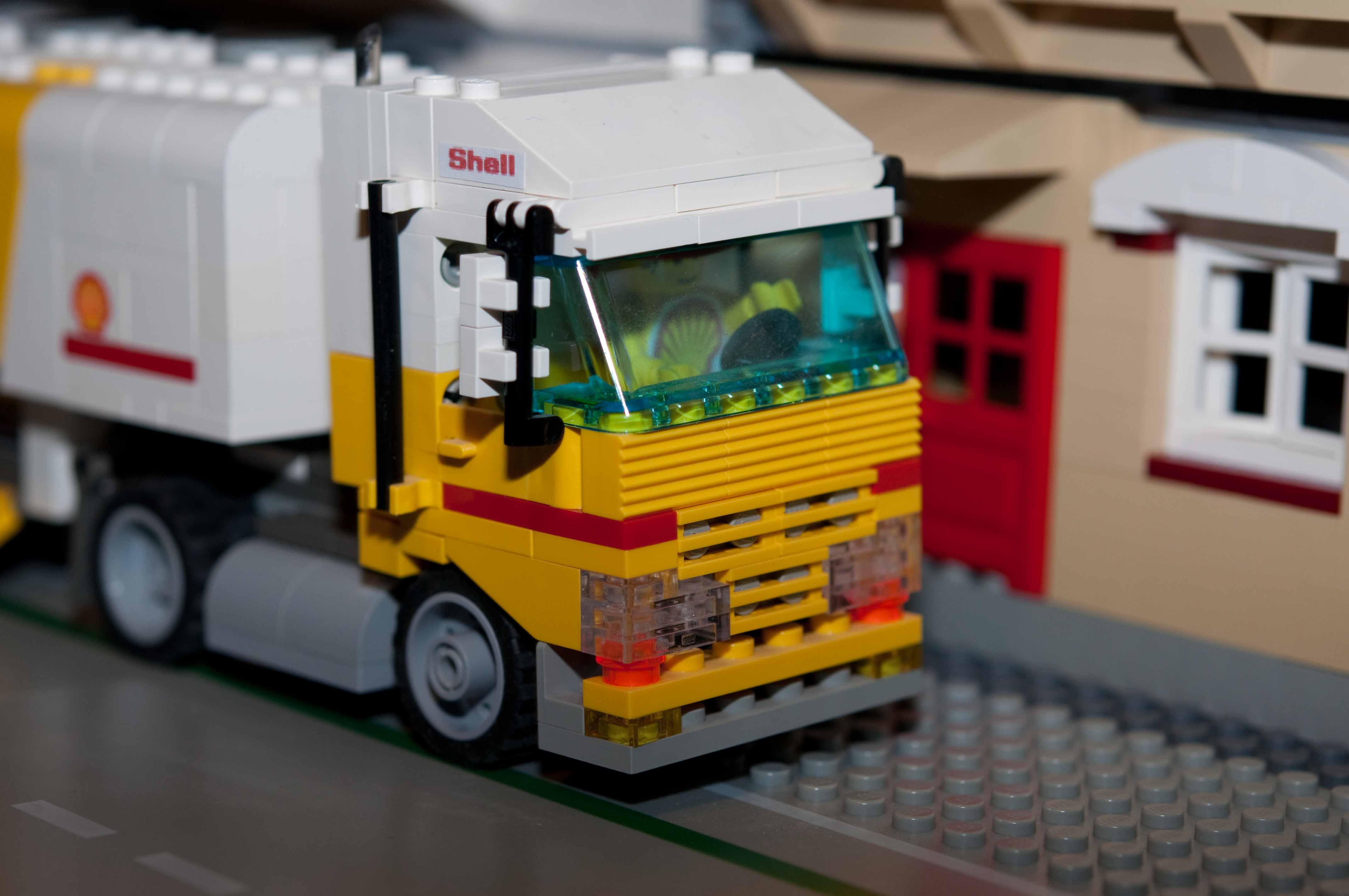2_shell_truck.jpg