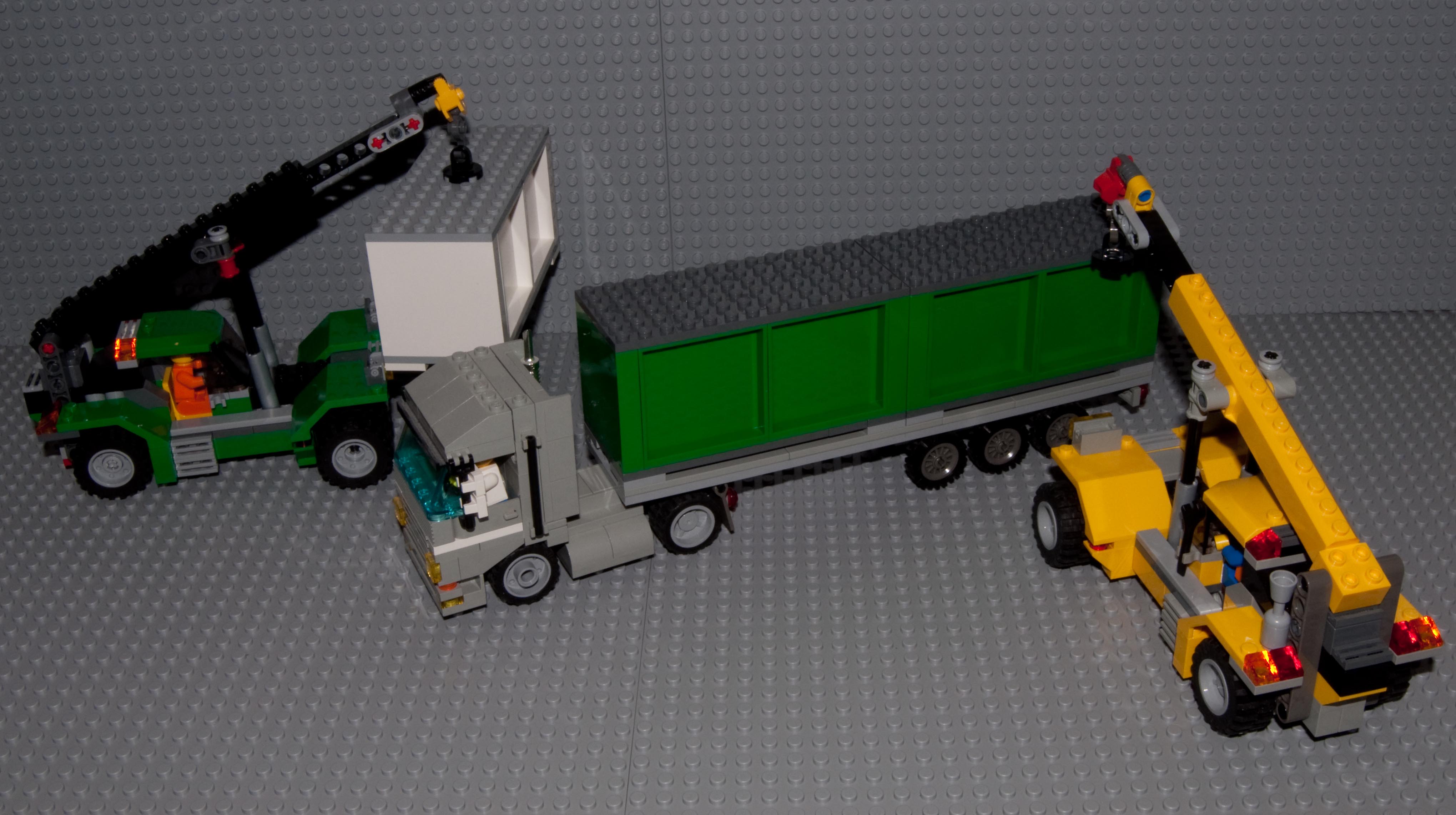 container_stackers_and_truck.jpg