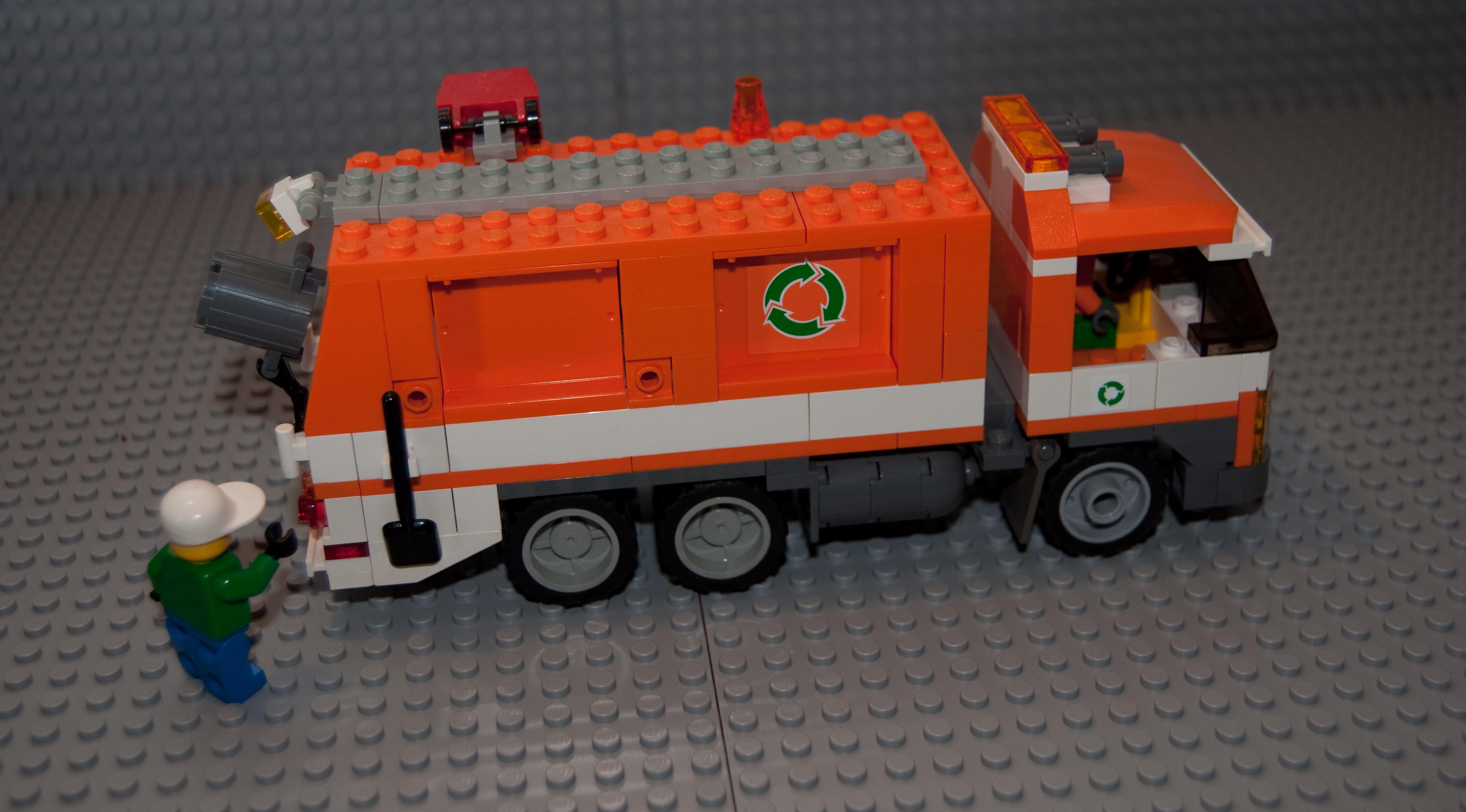 moc_7991_4.jpg