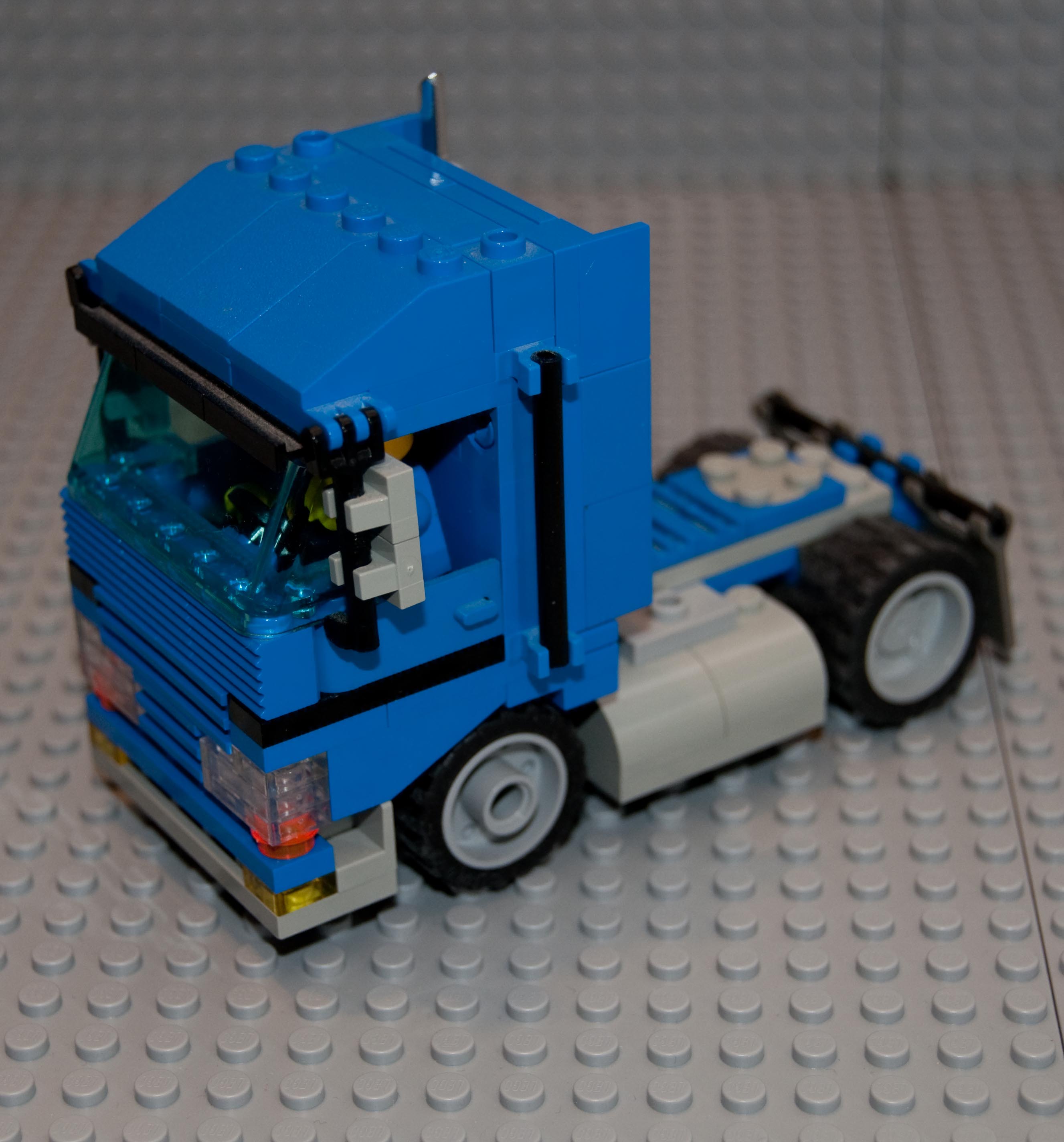 semitrailer_truck_2.jpg