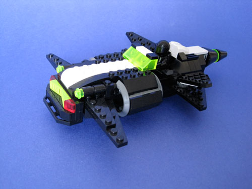 blacktronraider01.jpg